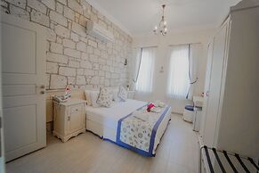 Alacati Marina Palace Otel