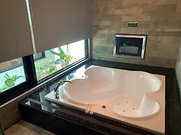 Leedon Motel