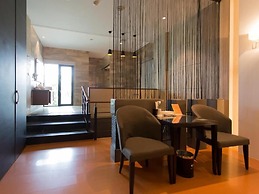 Leedon Motel