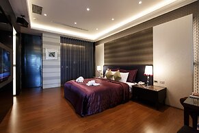 Leedon Motel