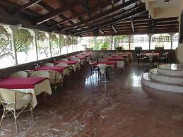 Besik Hotel