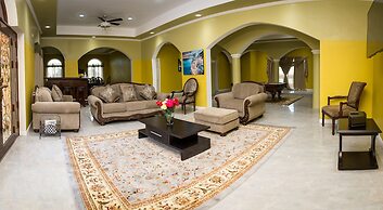 Villa Sweet Villa