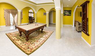 Villa Sweet Villa