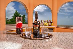 Villa Sweet Villa