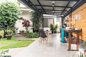 Terida Airport B&B