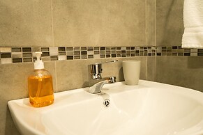 Terida Airport B&B