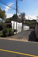 Terida Airport B&B