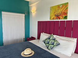 Seabreeze Hotel