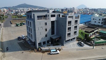 Hotel 52