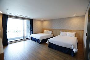 Hotel 52