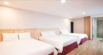 Hotel 52