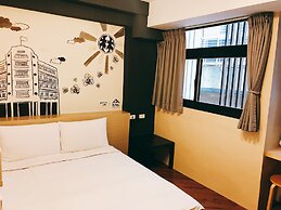 Fundi Hotel