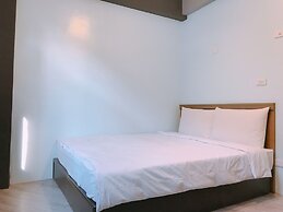Fundi Hotel