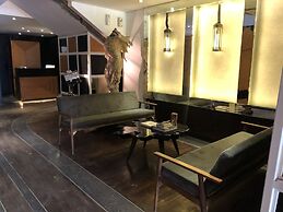 Imani Suites