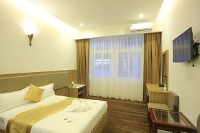Red Palace Hotel