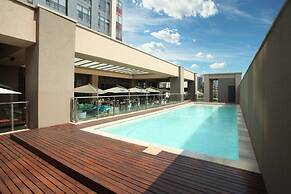 Sandton Skye Unit 702