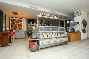Sandton Skye Unit 702