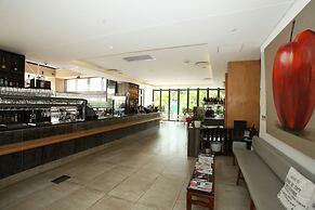 Sandton Skye Unit 702