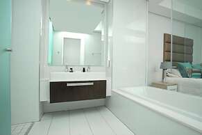 Sandton Skye Unit 702