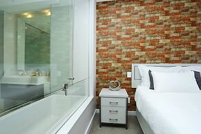 Sandton Skye Unit 702
