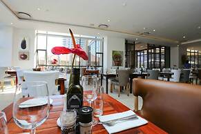 Sandton Skye Unit 702