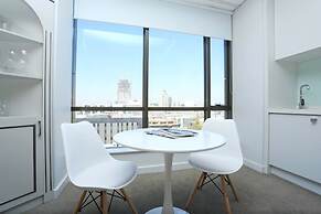 Sandton Skye Unit 702