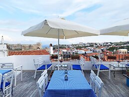 Mitos Hotel