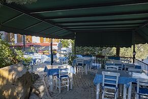 Mitos Hotel