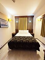 Mitos Hotel