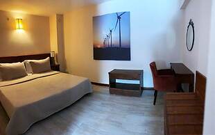 Mitos Hotel