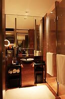 H2O Hotel