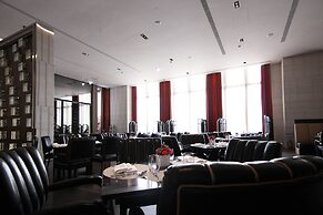 H2O Hotel