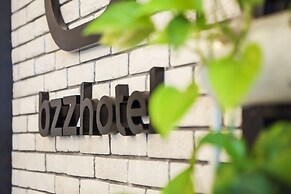 Bzz Hotel