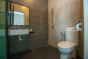 Bzz Hotel