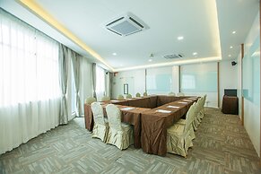 Bzz Hotel