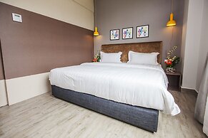 Bzz Hotel