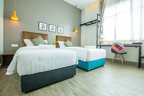 Bzz Hotel