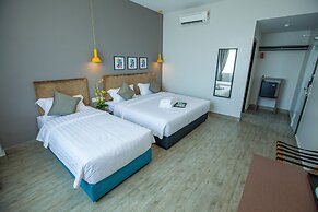 Bzz Hotel