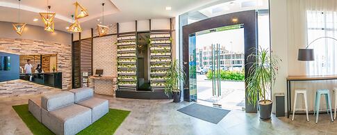 Bzz Hotel