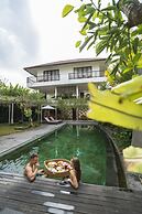 Athaya Ubud