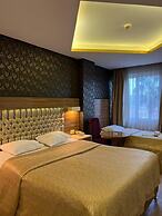 Grand Ezel Hotel