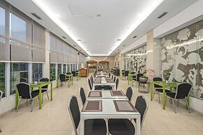 Whiz Prime Hotel Sudirman Cilacap