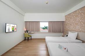 Whiz Prime Hotel Sudirman Cilacap