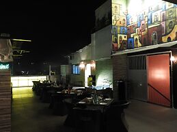 Urban Hermitage