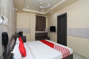 Hotel Rahil Palace