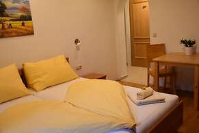Hotel Valerie