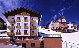Hotel Laaxerhof