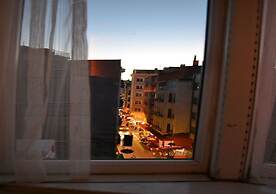 Yeni Hotel