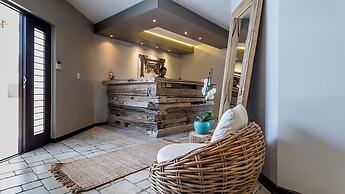 Driftwood Guesthouse