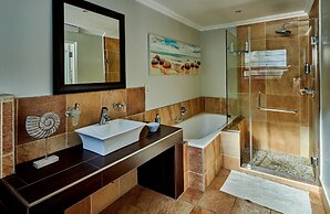 The Hamptons Guest House